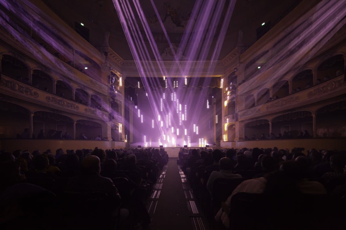 Teatro Storchi, Robert Henke. Foto di Emmanuele Coltellacci