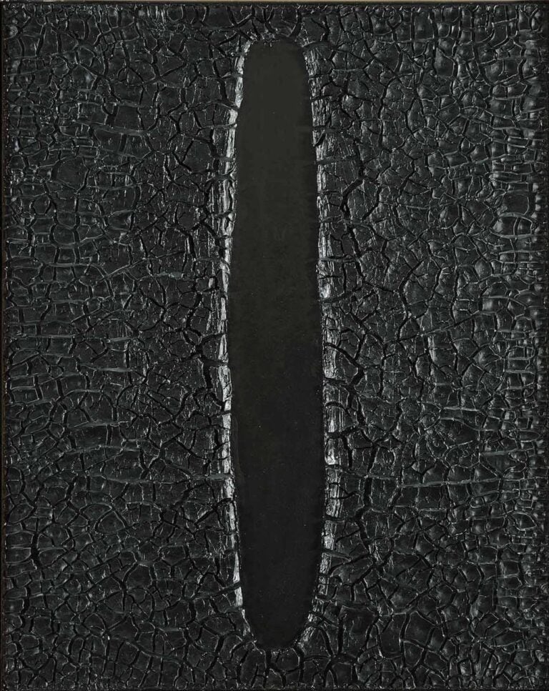 Alberto Burri, Cretto, 1973. Fondazione Palazzo Albizzini Collezione Burri, Città di Castello © by SIAE 2018. Courtesy GAMeC, Bergamo