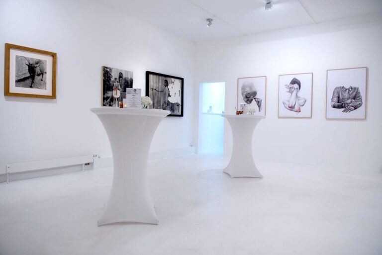 Facets of Queer. Valentina Murabito e Seungyea Park aka Spunky Zoe. Installation view at Størpunkt Gallery, Monaco di Baviera 2018. Photo courtesy © Størpunkt Gallery & © Eva Haus