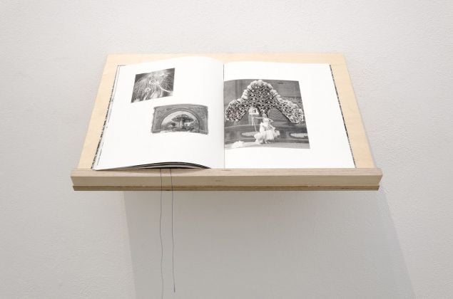 Francesco De Grandi & Tomo Studio, libro d'artista, 2018. Courtesy Rizzuto Gallery, Palermo