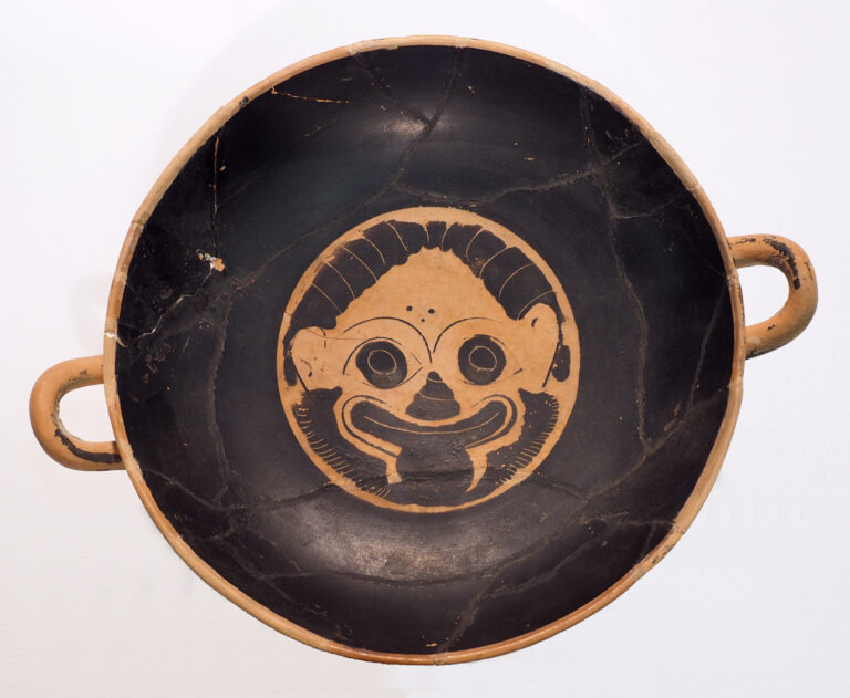 Kylix attica a figure nere, ceramica epoca preromana