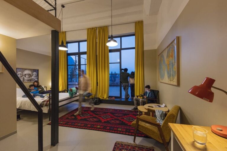 MUA – Multiverse Architecture, Fabrika, Tbilisi. Apartment Suite. Photo credits Nakanimamasakhlisi Photo Lab