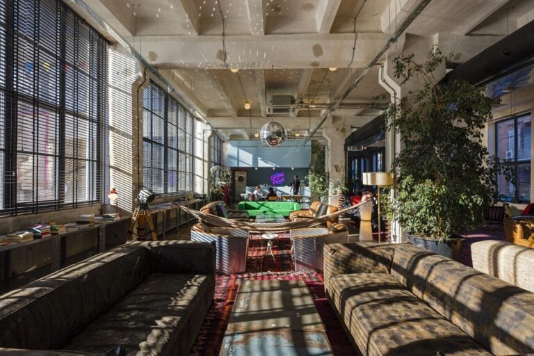 MUA – Multiverse Architecture, Fabrika, Tbilisi. Hostel Lobby. Photo credits Nakanimamasakhlisi Photo Lab