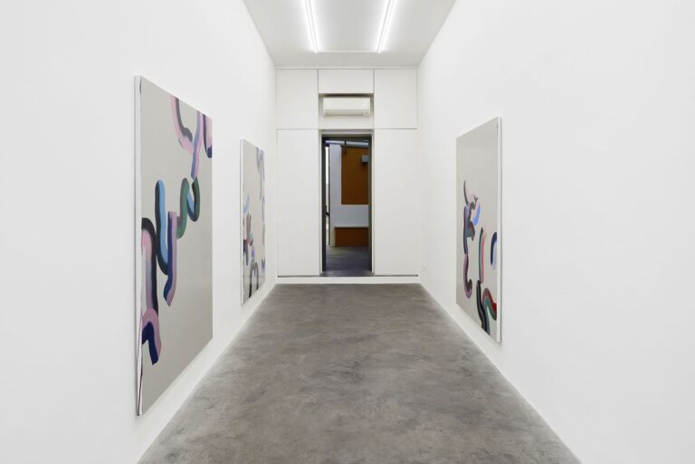 Marta Mancini. La molla. Installation view at Matèria, Roma 2018. Photo © Roberto Apa