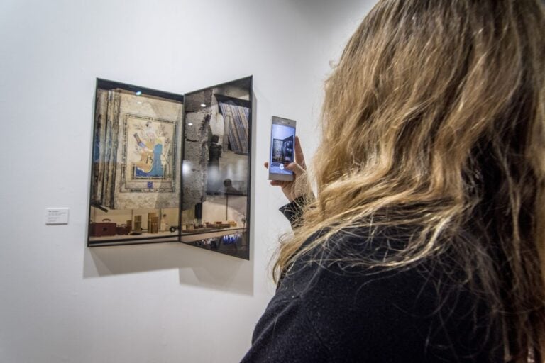 Paris Photo 2018, exhibition view, © Hassene Hamaoui