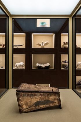 Spitzmaus Mummy in a Coffin. Exhibition view at Kunsthistorisches Museum, Vienna 2018. Photo courtesy © KHM Museumsverband
