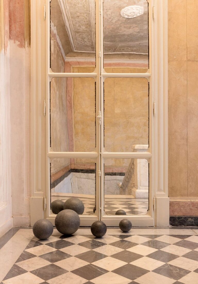 Šejla Kamerić, Position Absolute, 2018. Installation view at Fondazione Pini, Milano 2018. Photo credit Andrea Rossetti