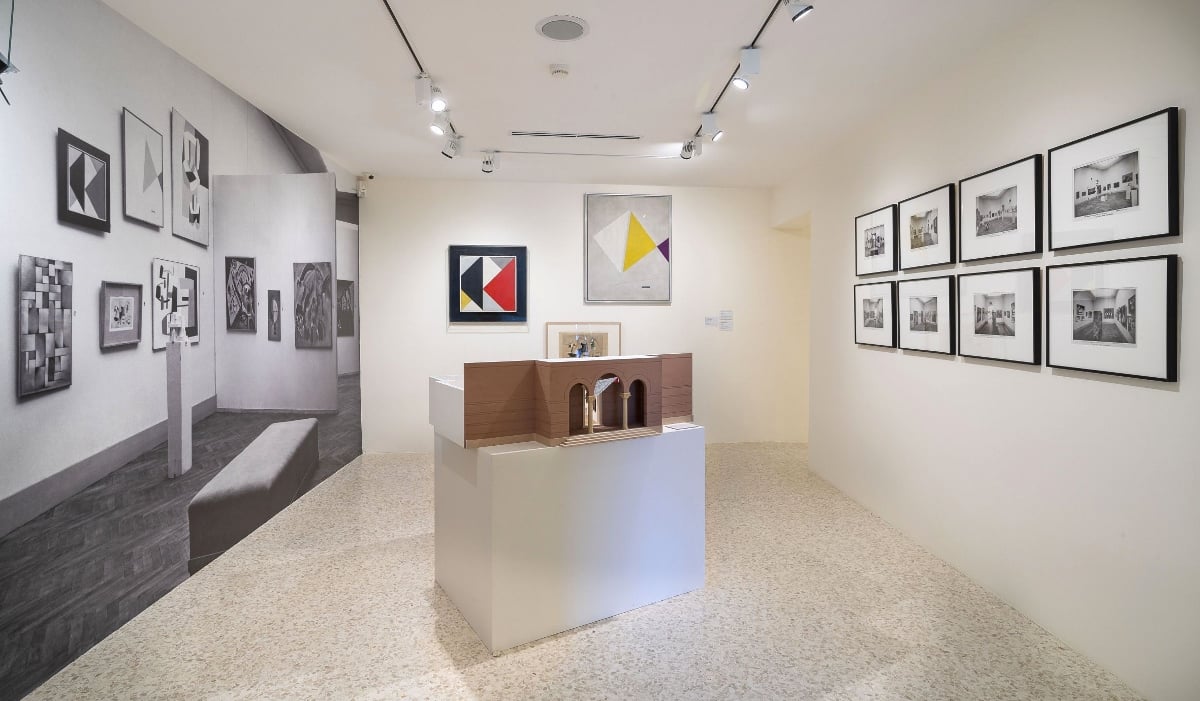 Veduta mostra. Ph Matteo de Fina courtesy Peggy Guggenheim Collection