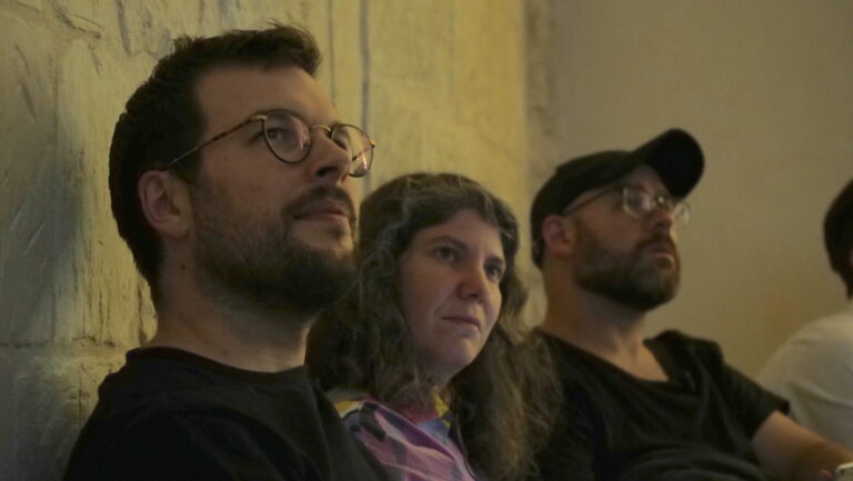 Robert Leckie, Rana Hamadeh, Zach Blas durante il workshop “Ricerche sensibili” Q-Rated, Lecce 2018. Foto Cliché, courtesy Fondazione La Quadriennale di Roma