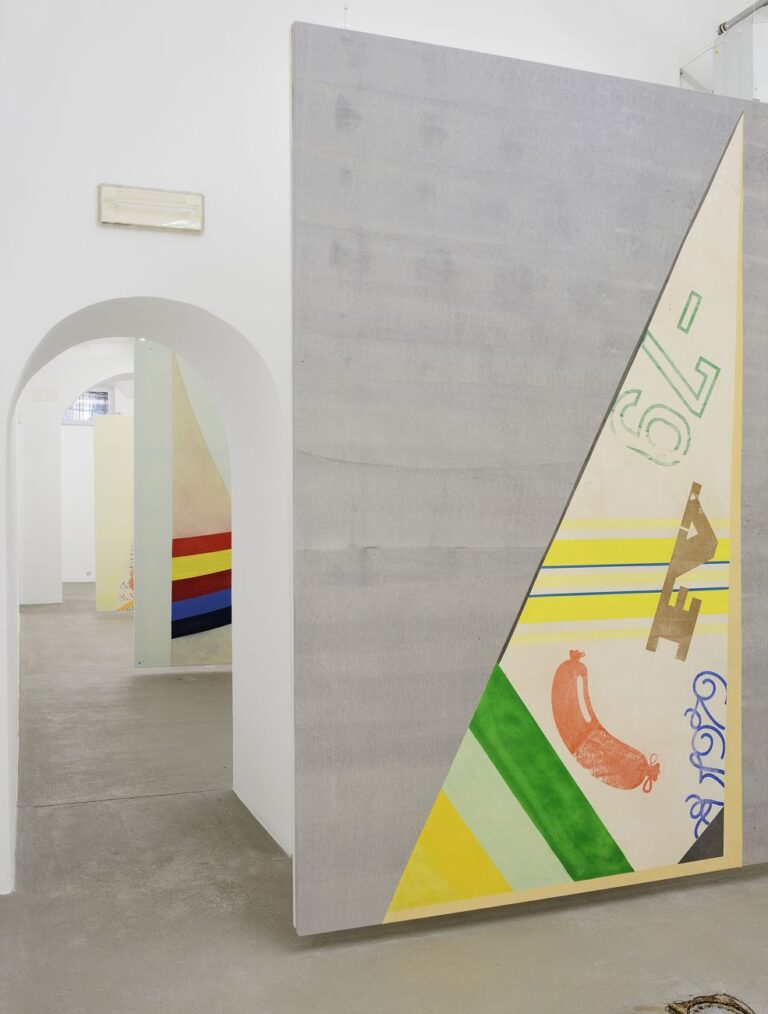 Fredrik Værslev. Tan Lines. Installation view at Fondazione Giuliani, Roma 2018. Courtesy l'artista & Andrew Kreps Gallery, New York & Gió Marconi, Milano & Standard, Oslo. Photo Roberto Apa