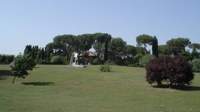 Giardino della Fondazione Baruchello, presso la sede di Via di Santa Cornelia