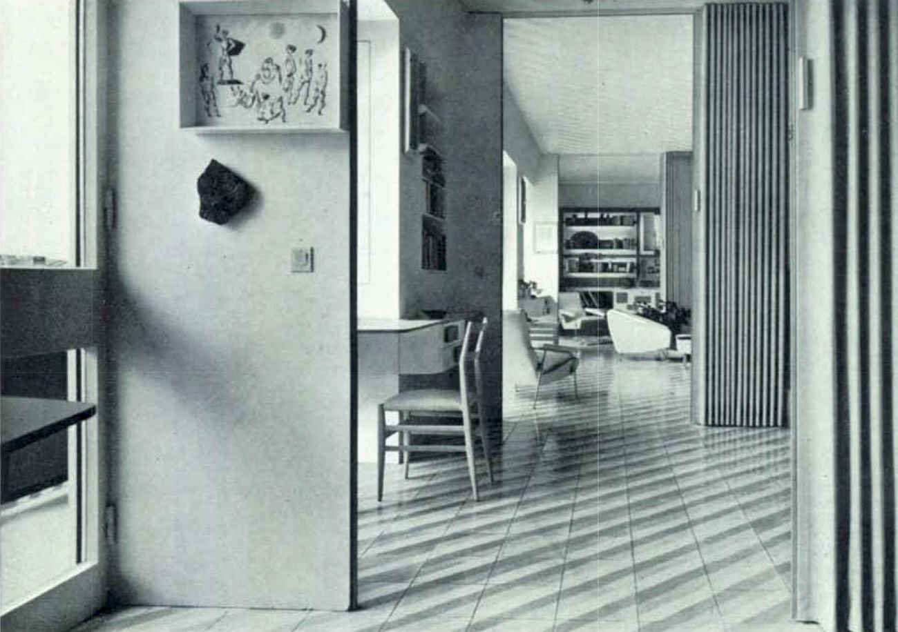 Gio Ponti, sistemazione del proprio appartamento nell’edificio di via Dezza 49, Domus 334, 1957, gli ambienti di facciata in infilata