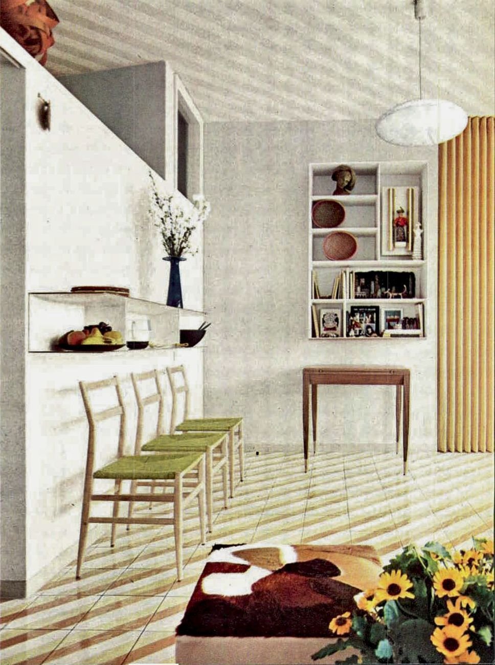 Gio Ponti, sistemazione del proprio appartamento nell’edificio di via Dezza 49, Domus 334, 1957, il tavolo da pranzo ripiegato addossato alla parete