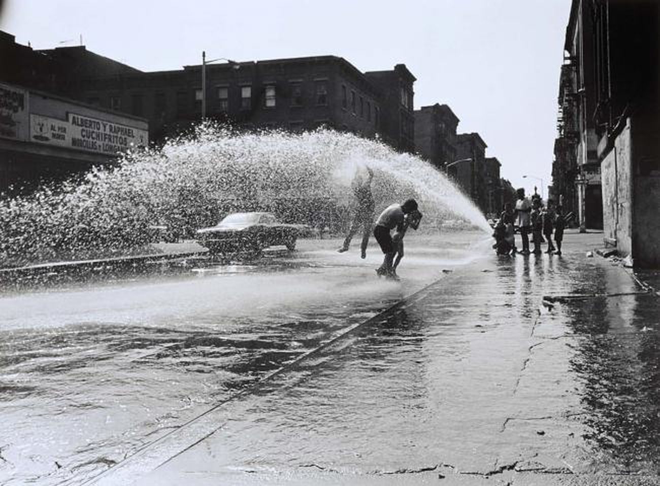 Hiram Maristany, Hydrant. In the Air, 1963. Courtesy of Smithsonian American Art Museum