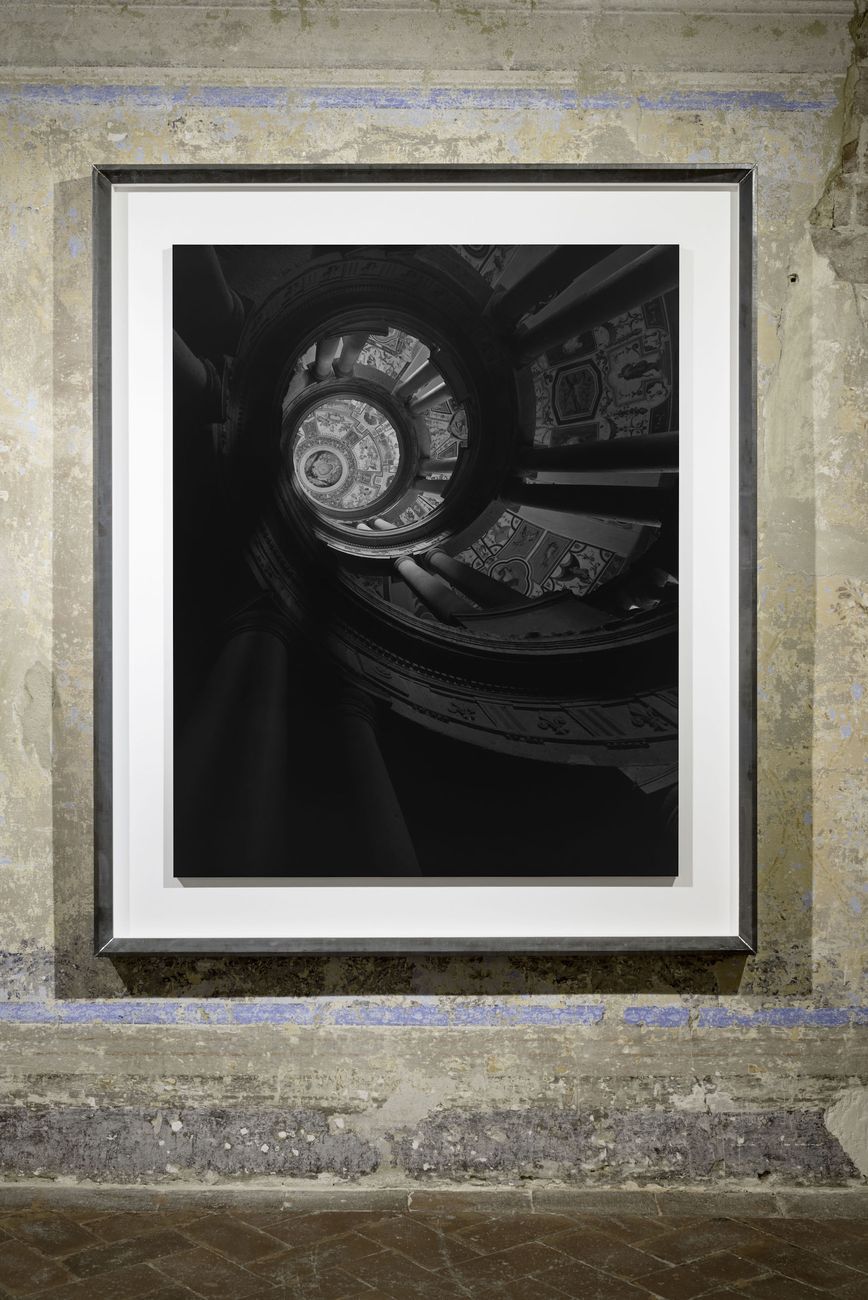 Hiroshi Sugimoto, Staircase at Villa Farnese II, 2016. Courtesy Galleria Continua. Photo Ela Bialkowska, OKNO Studio