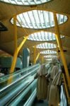 I lucernari centrali del Terminal 4 di Barajas, a Madrid. Photo credit Duccio Malagamba. Courtesy RSHP