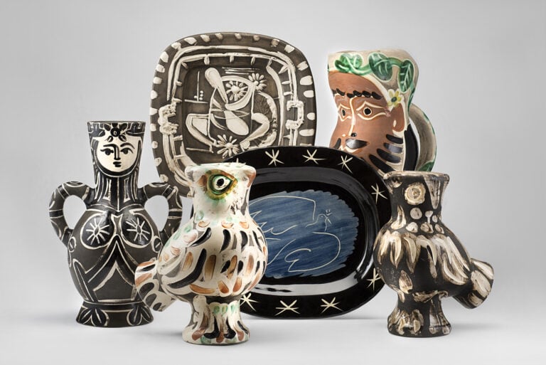 Alcune delle opere ceramiche di Pablo Picasso offerte in asta. Courtesy Il Ponte