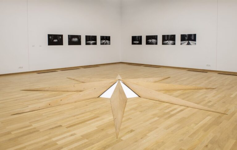 Ilija Šoškić, Stella Nautica (Nautical Star), 1988. Collection of the Museum of Contemporary Art, Belgrado. Photography Bojana Janjić MoCAB