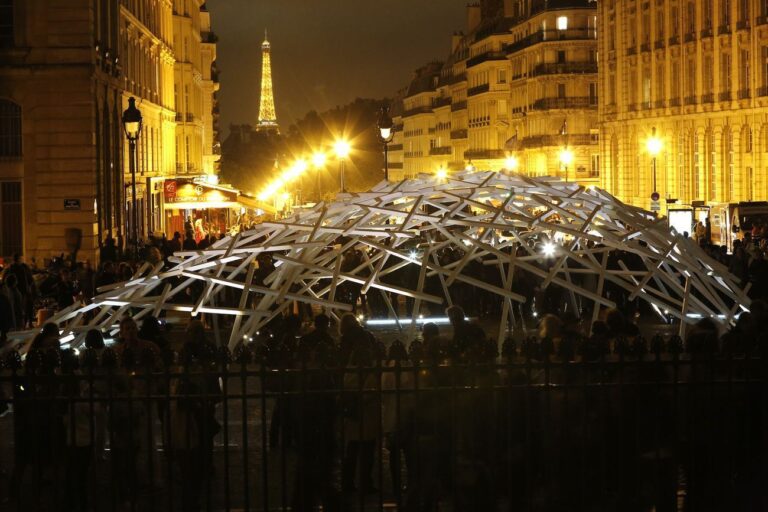 Johann Le Guillerm, Transumante. Photo © Philippe Cibille. Created for Nuit Blanche Paris 2014 edition