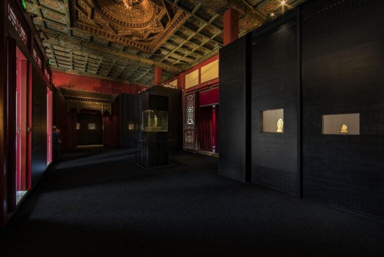 The Light of Buddha. Installation view at The Palace Museum, Beijing 2018