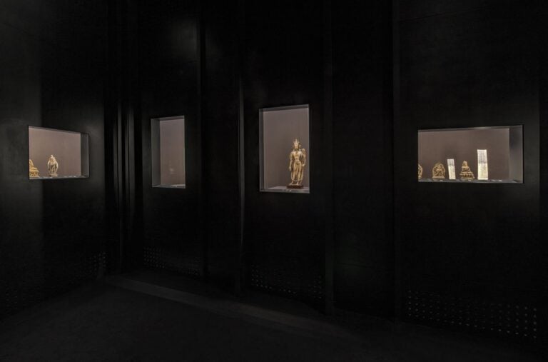 The Light of Buddha. Installation view at The Palace Museum, Beijing 2018