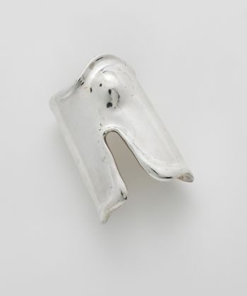 Bone Cuff Elsa Peretti, Brooklyn Museum Costume Collection at The Metropolitan Museum of Art, 1976