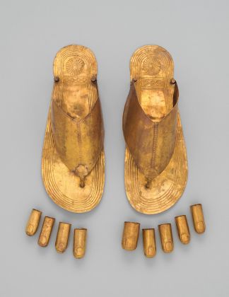 Gold Sandals and Toe Stalls New Kingdom, Dynasty 18, reign of Thutmose III, ca. 1479–1425 B.C. The Metropolitan Museum of Art, Fletcher Fund, 1922