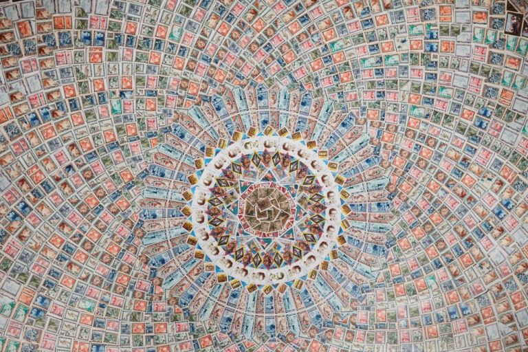Elisabetta Di Maggio, Greetings from Venice, 2018 (particolare). Courtesy l’artista & Galleria Christian Stein. Photo © Agostino Osio