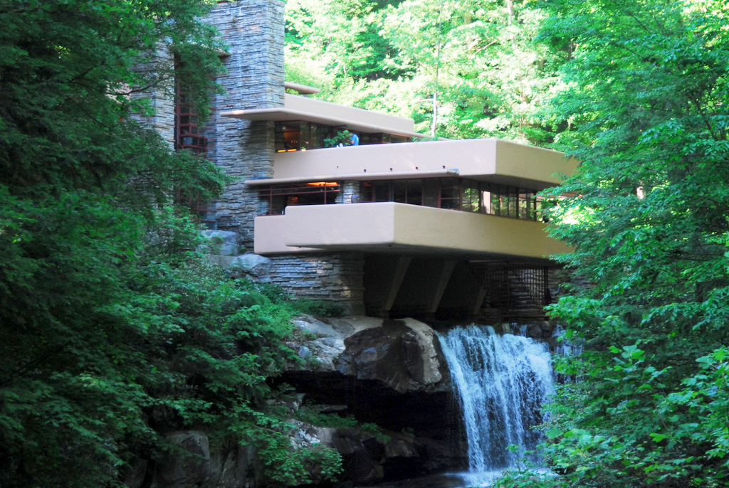 Fallingwater, photo by Somach, fonte Wikipedia