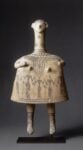 Idolo-campana in stile geometrico, 700 a.C. ca. Parigi, Musée du Louvre, Département des Antiquités grecques, étrusques et romaines. Photo credits © Hervé Lewandowski - RMN-Réunion des Musées Nationaux - distr. Alinari