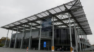 Il Kunstmuseum Wolfsburg, museo della Volkswagen, cambia direttore. Tutta colpa di una mostra?