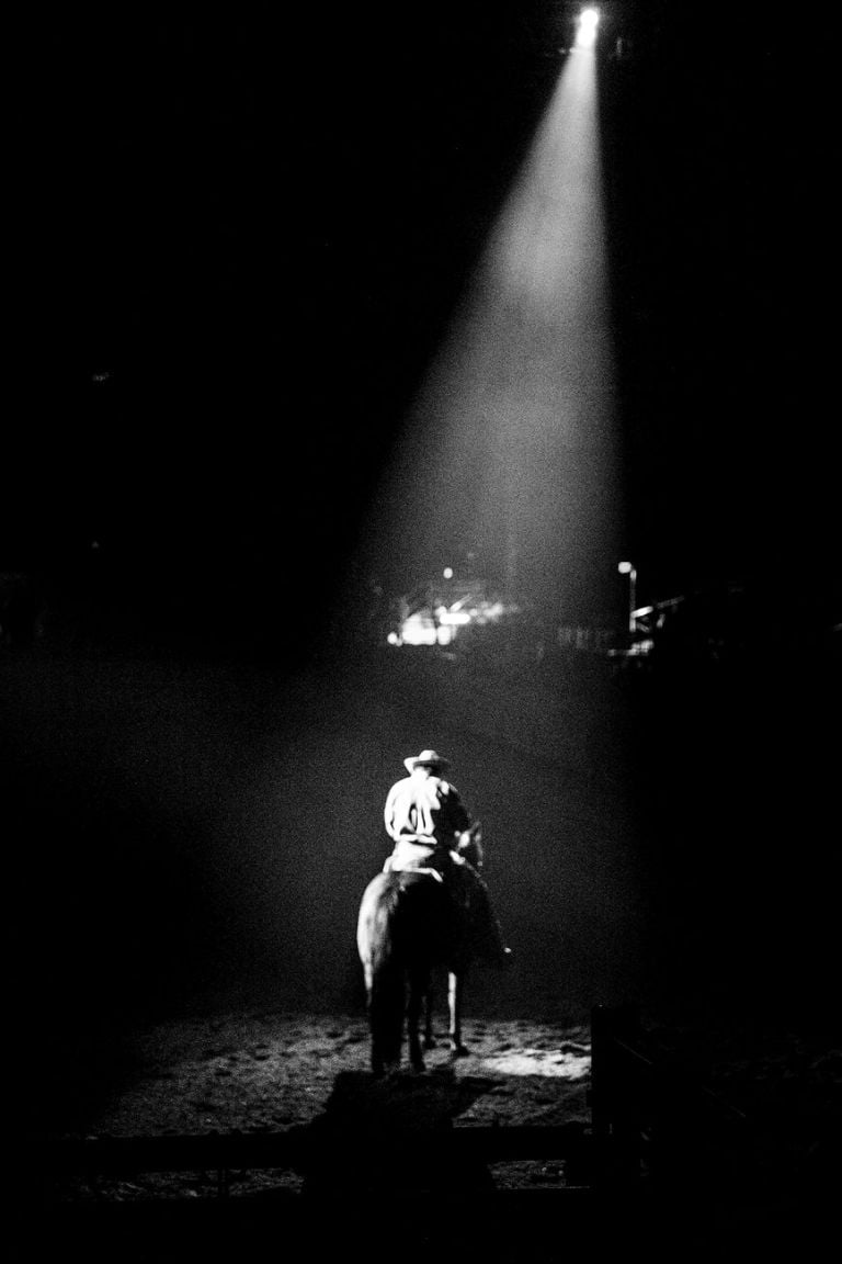 Nick Tauro Jr., Rodeo Nights, New Mexico State Fair. Courtesy Magazzini Fotografici, Napoli