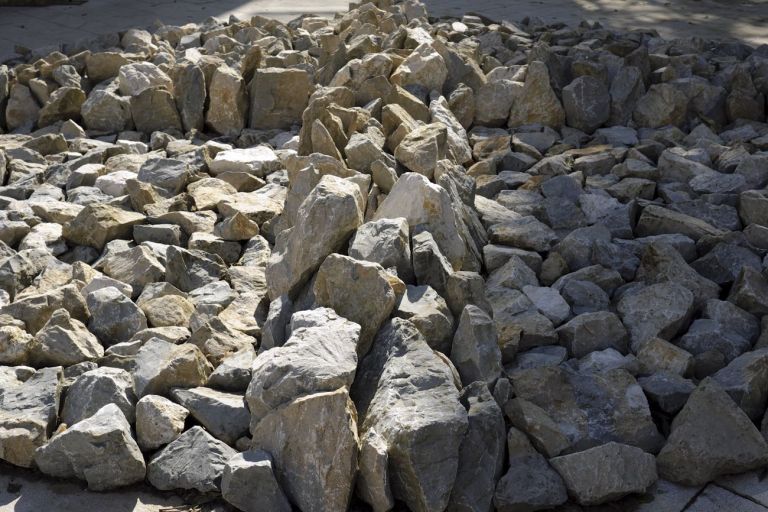 Richard Long, Circle of Life, 1997 2008 (dettaglio). Piazza Bologni, Palazzo Belmonte Riso, Palermo 2018. Courtesy dell’artista e della Galleria Lorcan O’Neill, Roma