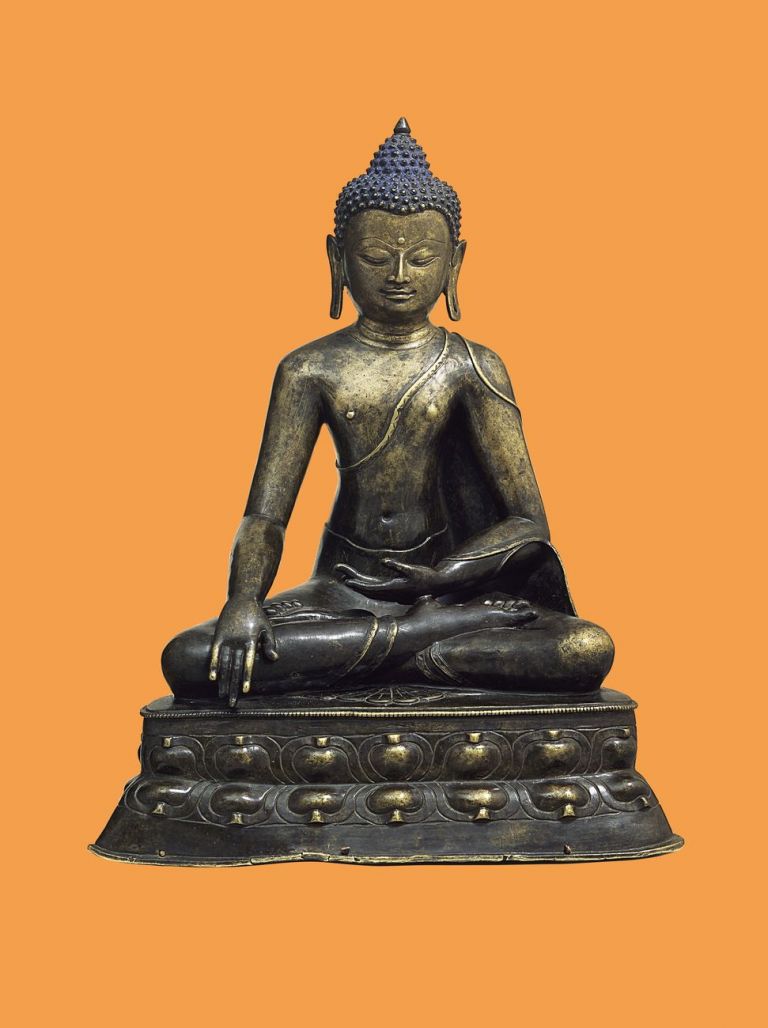 Buddha Shakyamuni. Western Tibet 12th/13th century, brass alloy, permanent loan, collection Berti Aschmann © Museum Rietberg