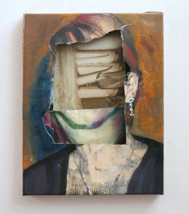 Alessandro Scarabello, Head #1, 2014, olio su tele sovrapposte, cm 27,5x21. Courtesy The Gallery Apart, Roma
