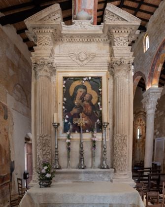 Altare della Vergine, Abbazia di Santa Maria di Cerrate. Photo Antonio Leo, 2018 © FAI - Fondo Ambiente Italiano