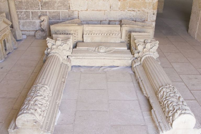Altare della Vergine smontato, Abbazia di Santa Maria di Cerrate. Photo Silvio Zecca, 2018 © FAI - Fondo Ambiente Italiano