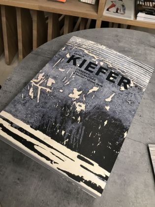 Anselm Kiefer. Livres et xylographies. Exhibition view at Fondation Jan Michalski, Montricher 2019. Photo © Agence du Lion d’Or, Perroy
