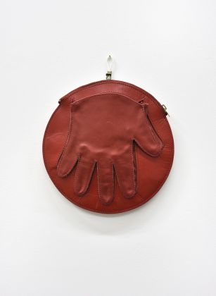 Cinzia Ruggeri Guanto Borsa Schiaffo (Slap glove bag), 1983 Leather 20 cm / 7 7/8 inches Courtesy of the artist and Campoli Presti, London / Paris