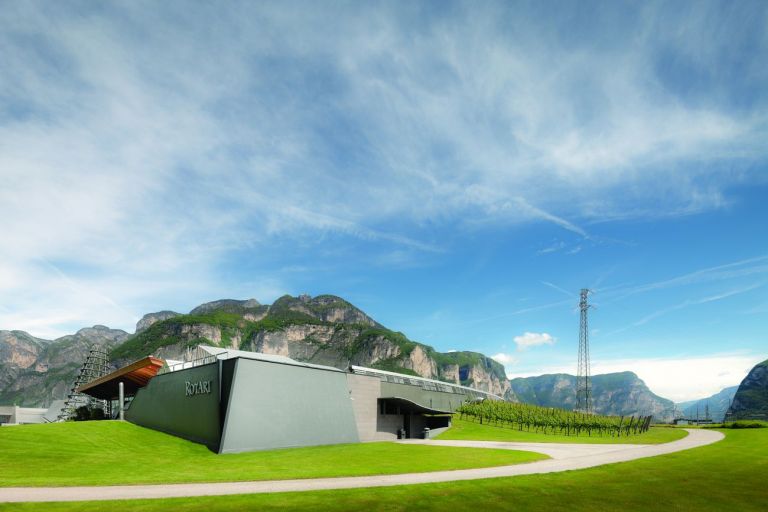 Cecchetto & Associati, Cantine MezzaCorona, Mezzocorona, 1995. Photo credits Marco Zanta