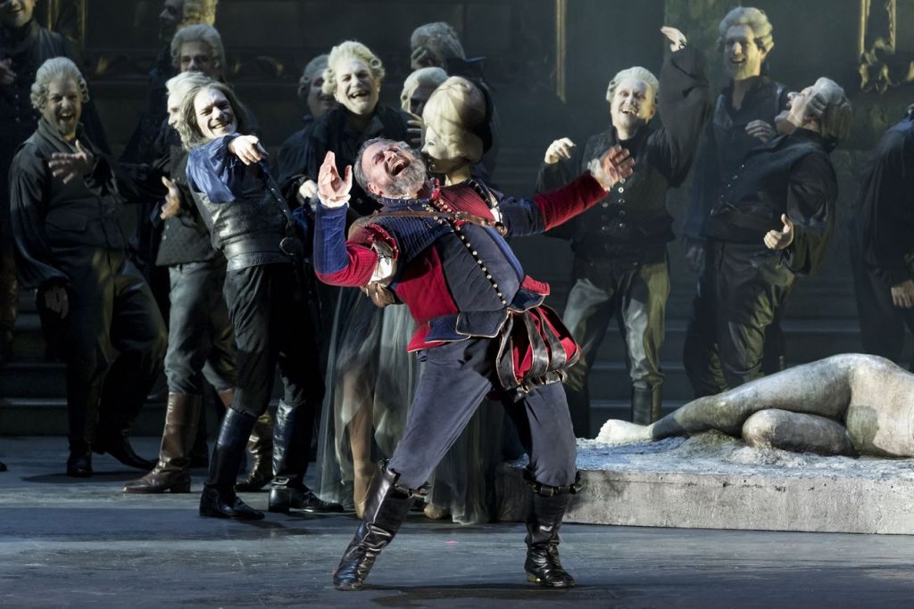 Rigoletto. John Turturro alla corte di Verdi