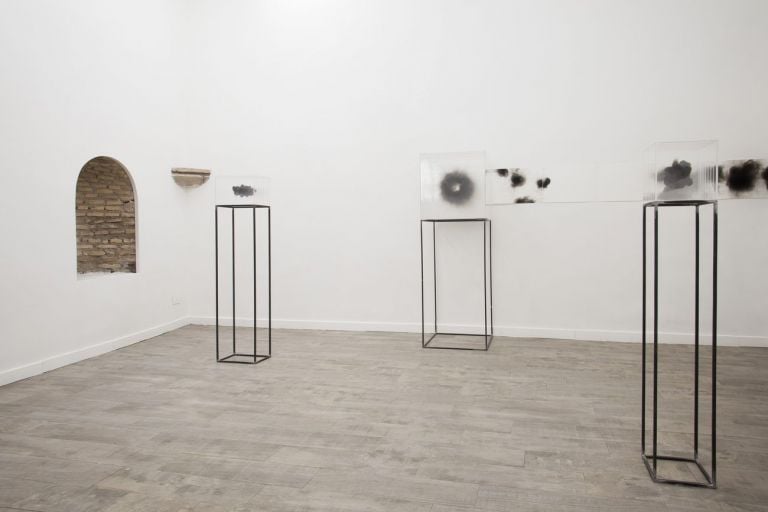 Isabel Alonso Vega. Senza Fuoco. Installation view at White Noise Gallery, Roma 2019