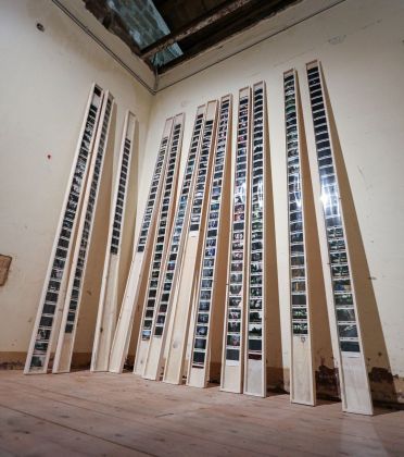 La condizione umana. Oltre l'istituzione totale. Exhibition view at Palazzo Ajutamicristo, Palermo 2018-19. Enzo Umbaca, Senza titolo, 1994