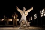 Linda Dalisi, E pecché? E pecché? E pecché? Pulcinella in Purgatorio, regia Andrea De Rosa. Teatro Stabile Napoli – Teatro Nazionale. Photo Marco Ghidelli