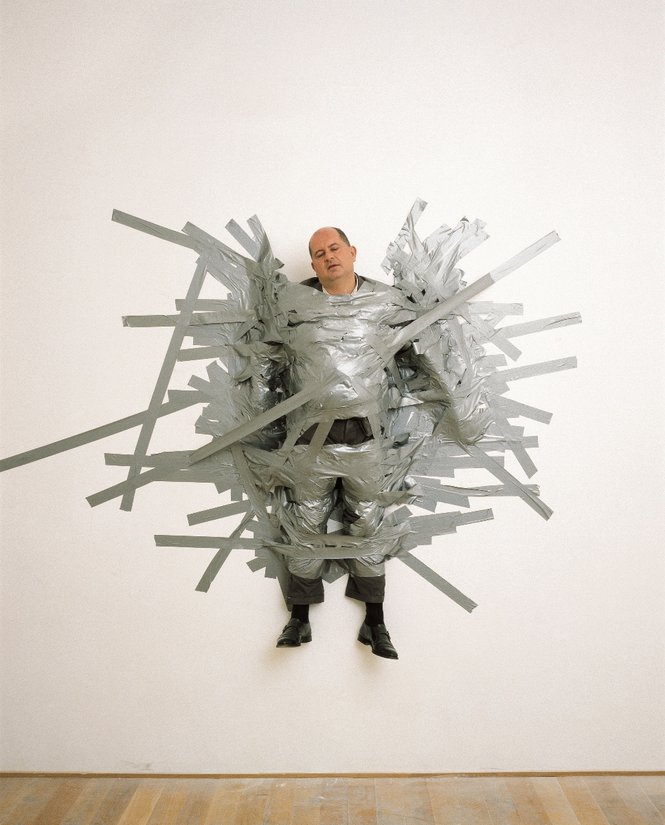 Maurizio Cattelan, Untitled 1999, photo Armin Linke, courtesy Ufficio Stampa OGR Lara Facco (968x1200)