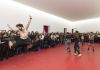 Olivier Dubois, In Dialogue with Bob. Performance per Robert Mapplethorpe. Coreografia per una mostra. Courtesy Fondazione Donnaregina per le arti contemporanee. Photo © Amedeo Benestante
