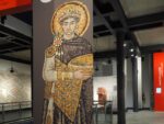 Raffigurazione dell’Imperatore Giustiniano. Classis Ravenna. Museo della Città e del Territorio. Photo credits Tommaso Raffoni – Fondazione RavennAntica