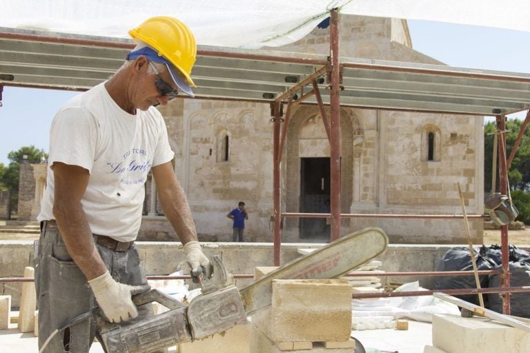 Ricomposizione dell’Altare della Vergine, particolare, Abbazia di Santa Maria di Cerrate. Photo Silvio Zecca, 2018 © FAI - Fondo Ambiente Italiano