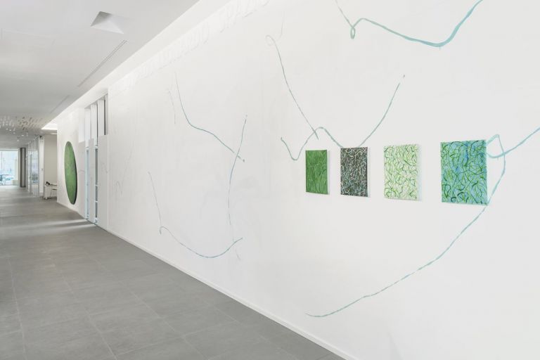 Thomas Berra. Tutti dobbiamo dei soldi al vecchio sarto di Toledo. Installation view at Spazio Leonardo, Milano 2018. Courtesy UNA e l'artista. Photo credit Cosimo Filippini