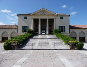 Il caso della vendita della Palladiana Villa Emo a un magnate straniero